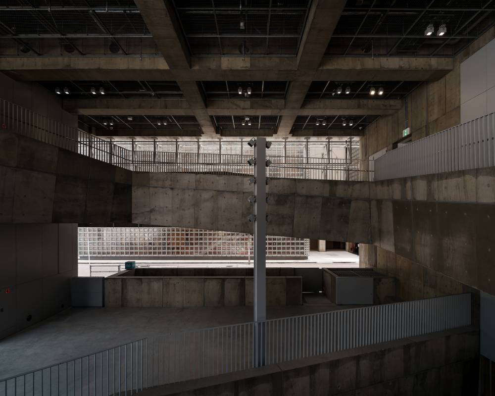 Exterior. The atrium in the first and second basement floors allow glimpses of Sony Street from through the building.