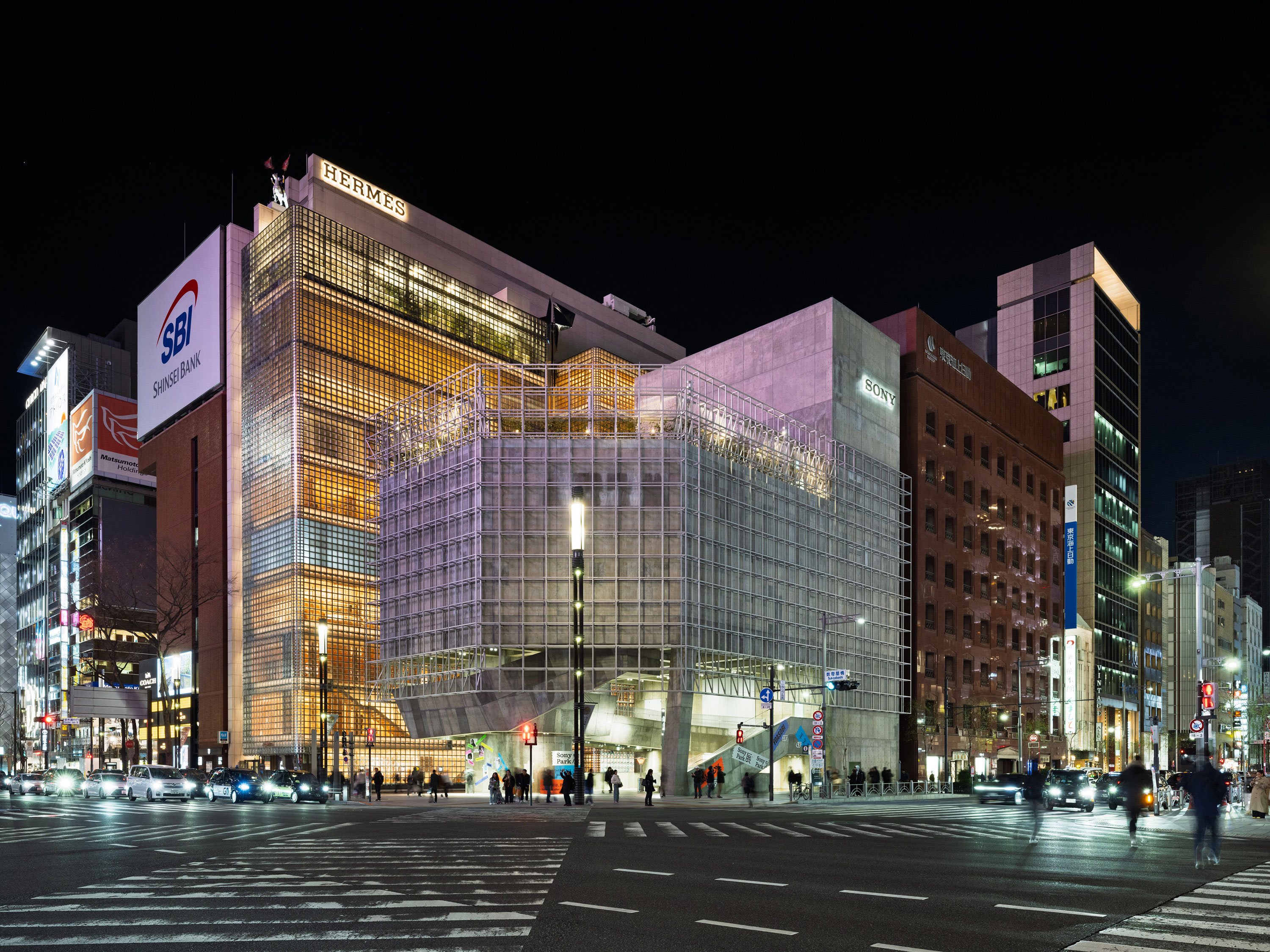 Nighttime exterior view from the Sukiyabashi intersection.